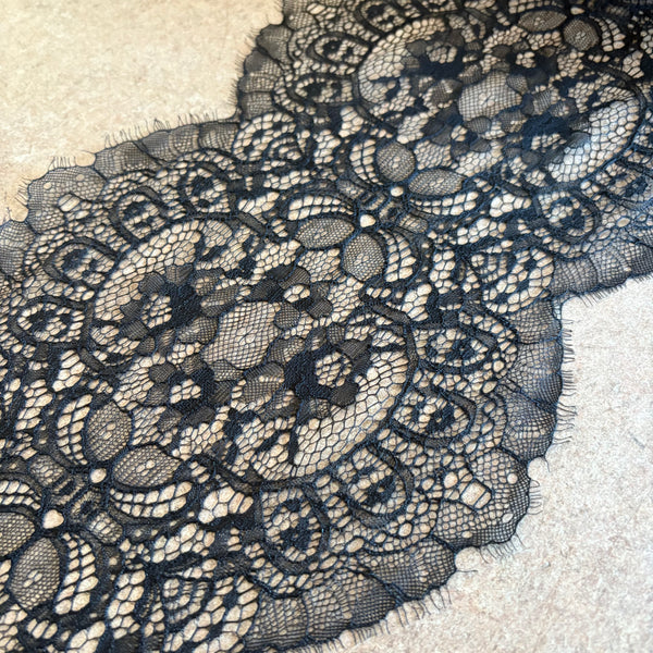 Black Corded Eyelash Lace (18cm Wide) - 1m
