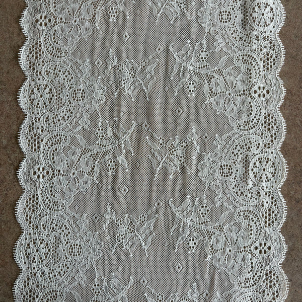 Ivory Floral “Wheel” Stretch Galloon Lace (24.5cm Wide) - 1m