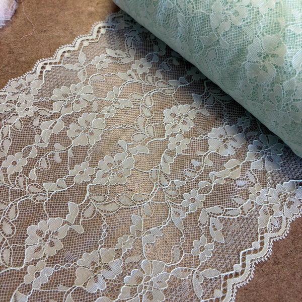 Mint Green Floral Stretch Galloon Lace (23.5cm Wide) - 1m