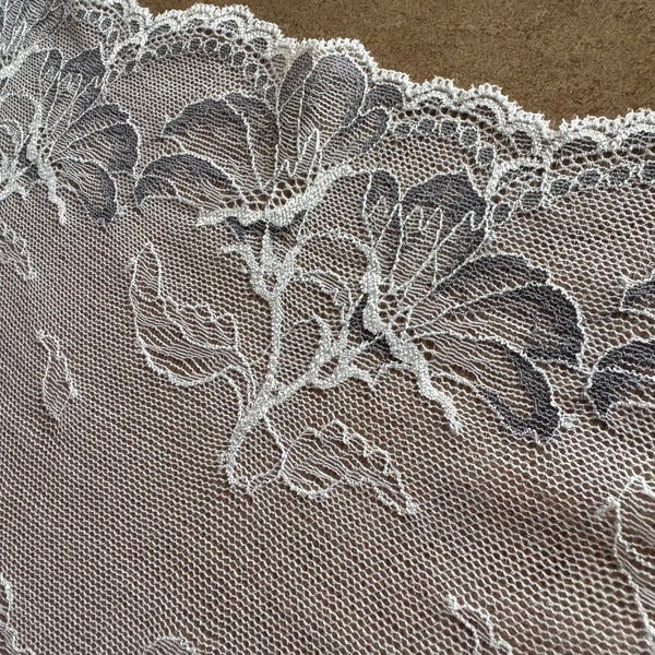 White & Cool Grey Blue Stretch Galloon Lace (24.5cm Wide) - 1m