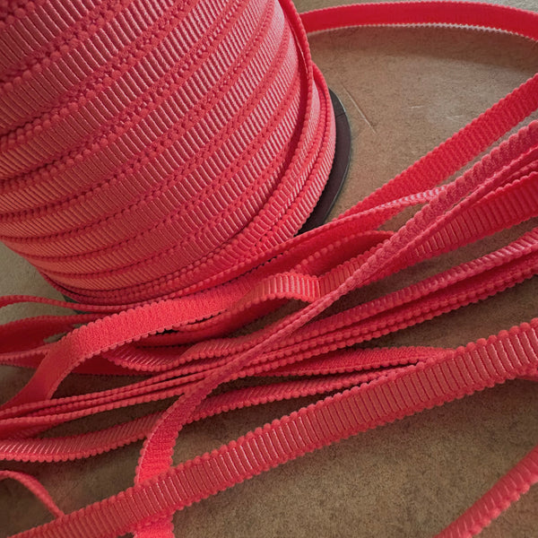 Ribbed Scallop Edge Soft Plush Back Elastic Strapping (All Colours) - 10m