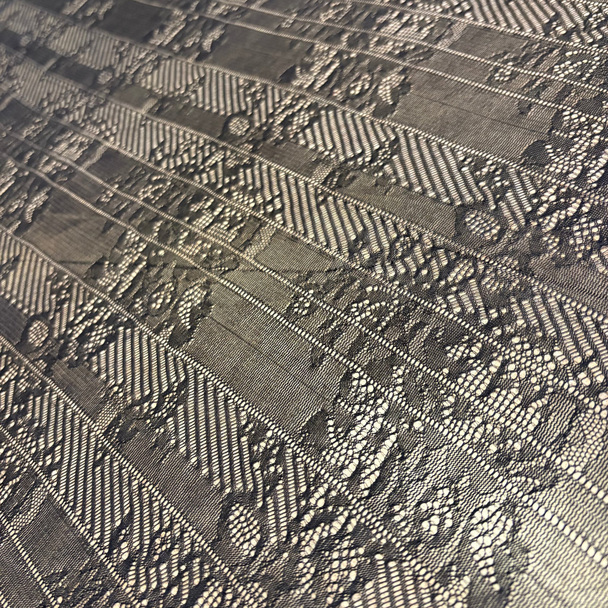 Black or Black & Bronze Allover Stretch Noyon Lace (120cm/150cm wide) - 1m