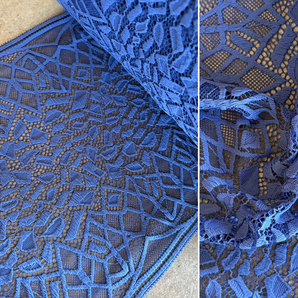 Black, Lava Red and French Blue “Giraffe” Stretch Galloon Lace (22cm Wide) - 1m