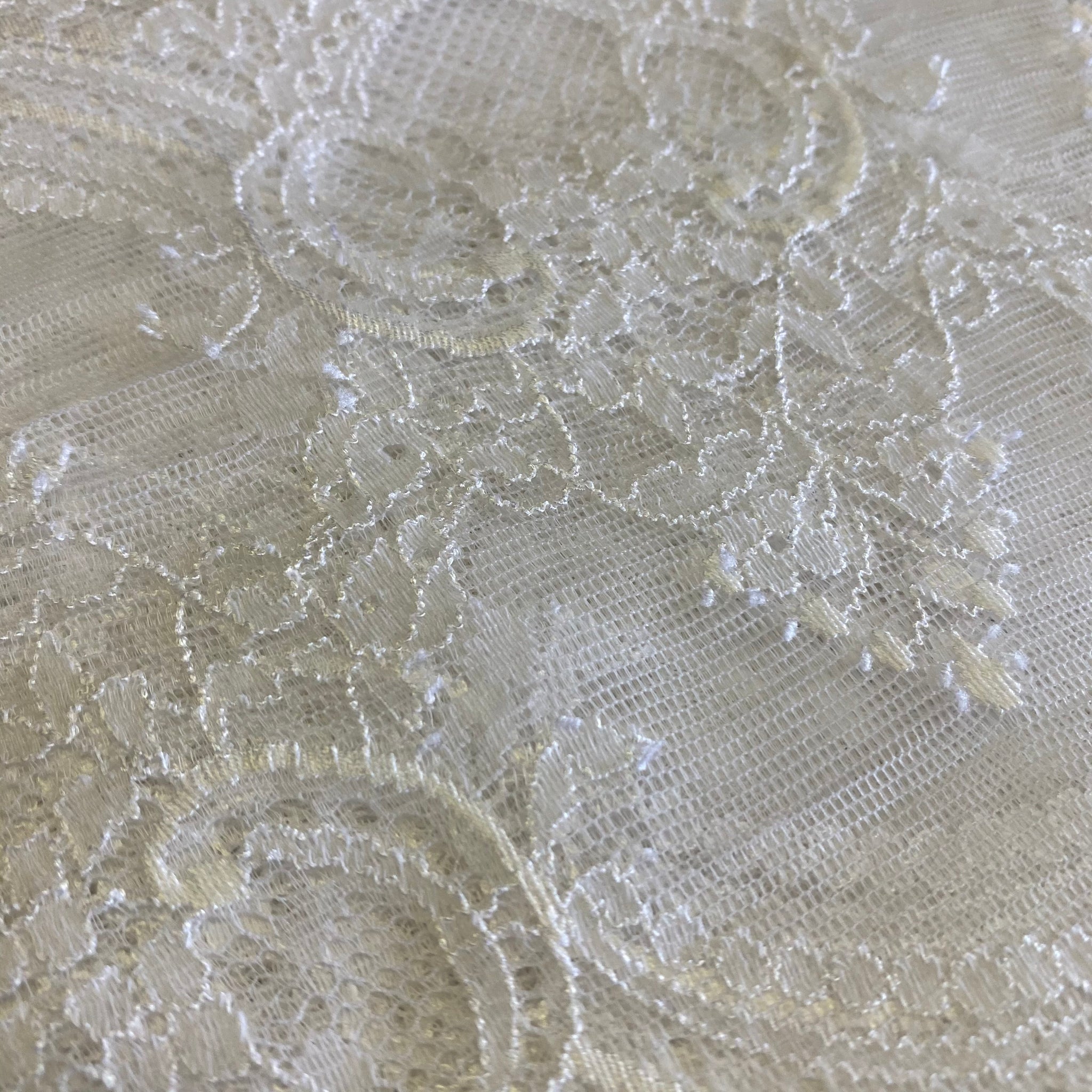 White Pink & Nude Ornate Leaver's Lace (17cm Wide) - 1m